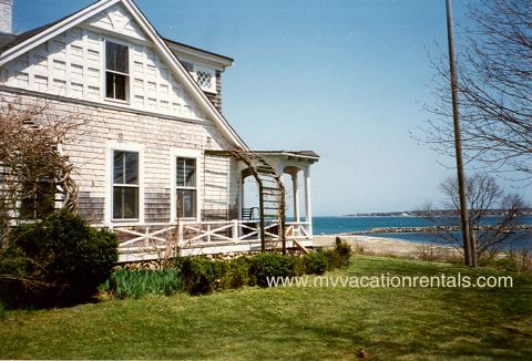 View of Yard and Water norto-01-exterior.jpg